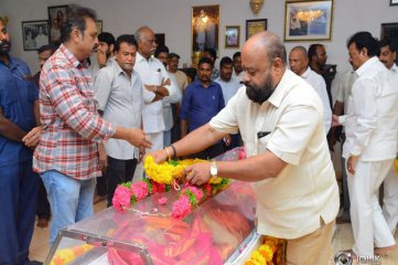 Celebrities Pay Homage to Vijaya Nirmala Garu